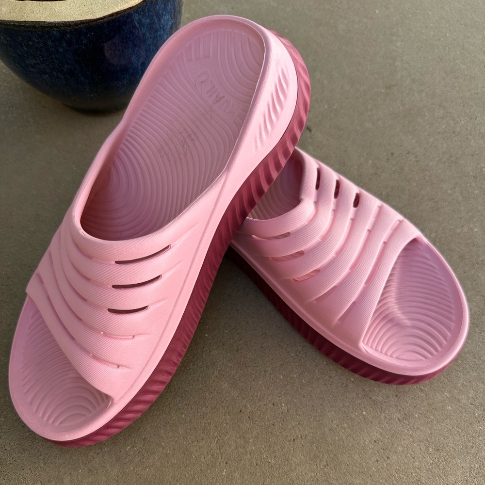 Kuailu Two-Tone Pink Slip-On Women's Sandals - Lightweight Comfort